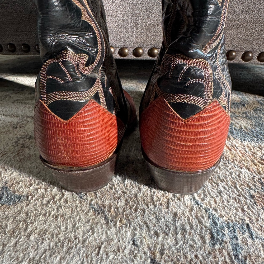 Vintage Tony Lama Exotic Lizard Black and Cognac Western Heeled Boots. - Picture 5 of 14